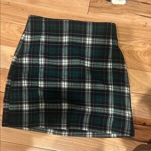 Brandy Melville Green and Black Plaid Mini Skirt